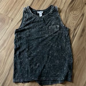 Acid wash, front pocket tank top